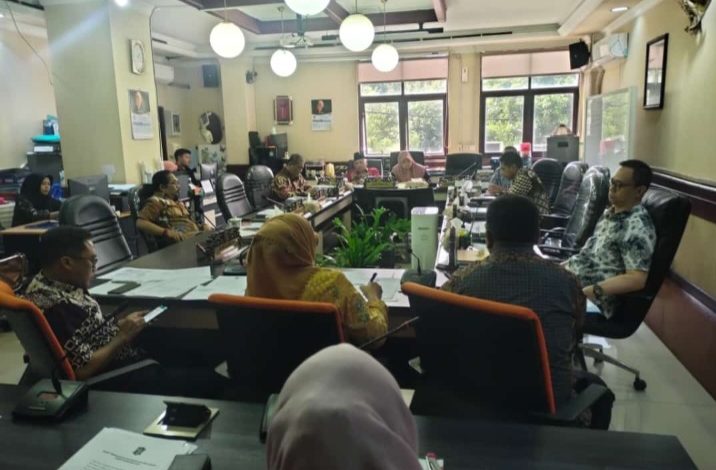 DPRD Surabaya Rapat Pansus LKPJ Wali Kota 2023 