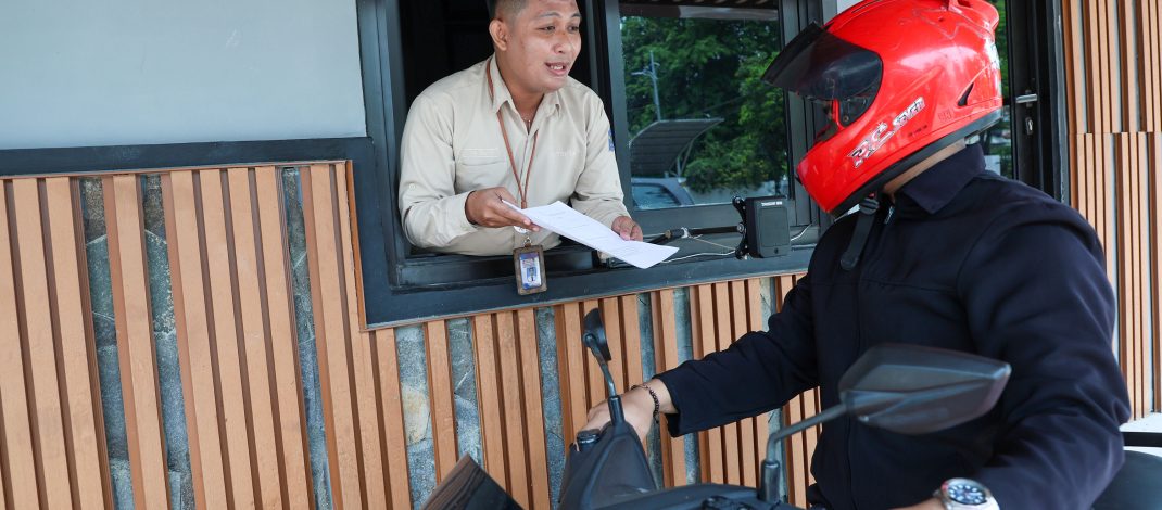 DPMPTSP Surabaya Luncurkan Layanan Drive Thru Perizinan di SPP Menur
