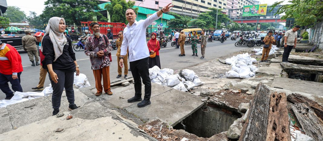 Atasi Kemacetan di Stasiun Wonokromo, Pemkot Surabaya Lakukan Pelebaran Jalan