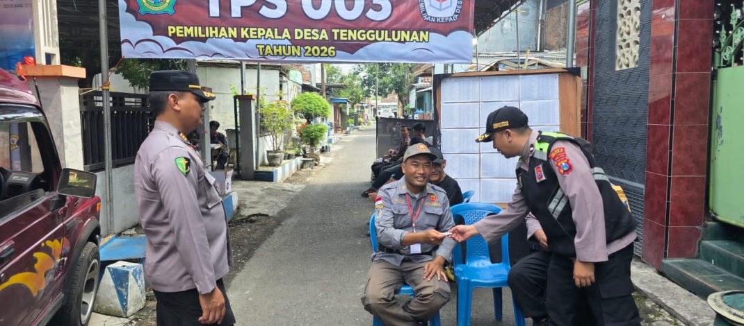 Dokkes Polresta Sidoarjo Gelar Patroli Bakti Kesehatan di TPS Pilkades Serentak 2026