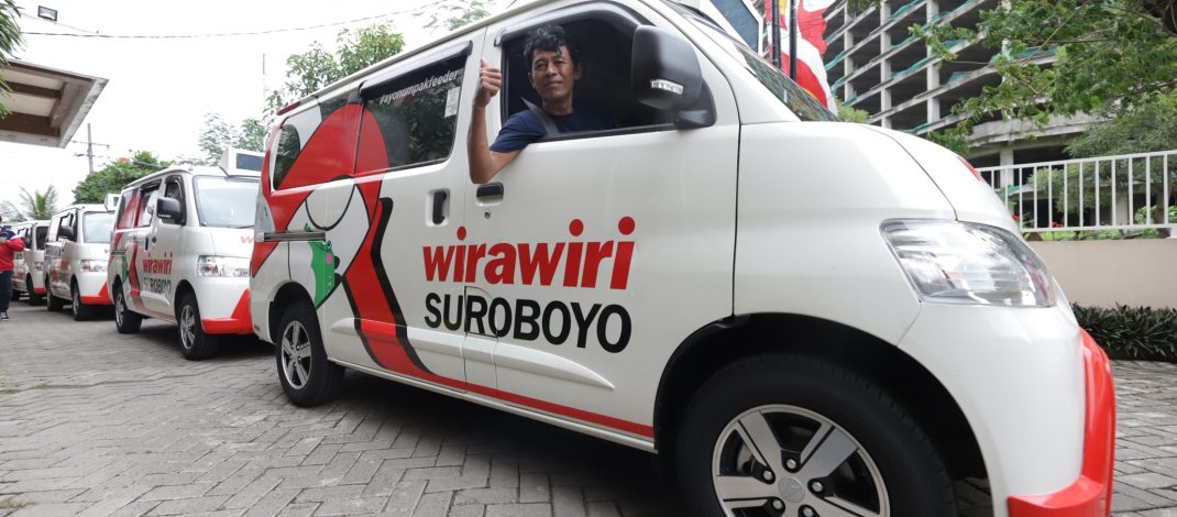 Spesial HJKS, Warga Surabaya Bisa Naik Transportasi Umum dan Parkir Cukup Bayar Rp733