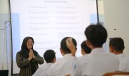 Surabaya Raih Penghargaan Nasional Revitalisasi Bahasa Daerah, Program “Kemis Mlipis” Curi Perhatian
