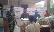 Pastikan Tepat Sasaran, Babinsa Koramil 0812/25 Sarirejo Kawal Ketat Penyaluran Bantuan Pangan untuk 713 Warga
