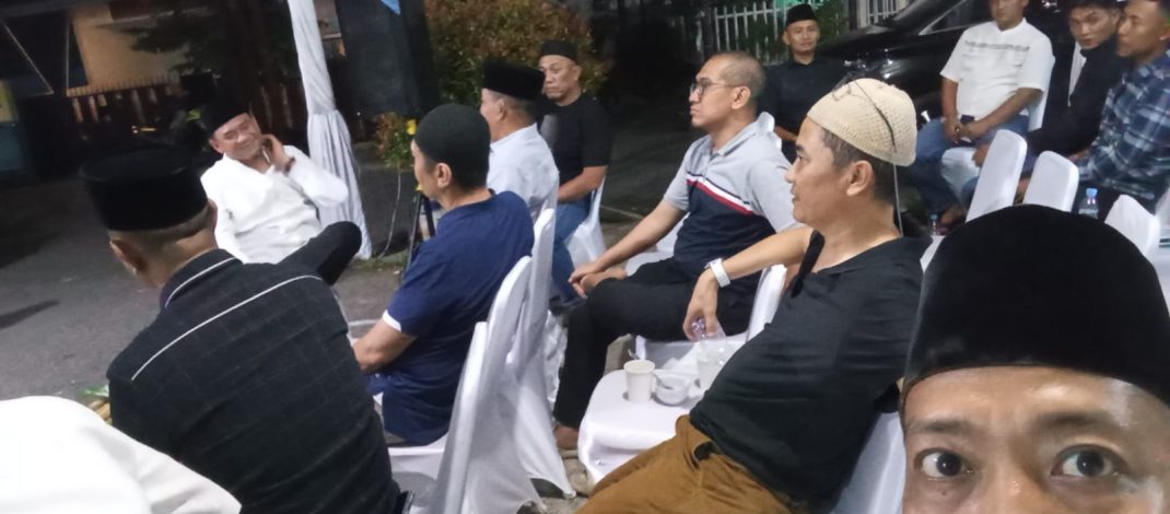 Ketua DPP LSM SAKTI TomiJambul Hadiri Takziah Malam Pertama Orang Tua Ketua DPRD Sumsel Andie Dinialdie