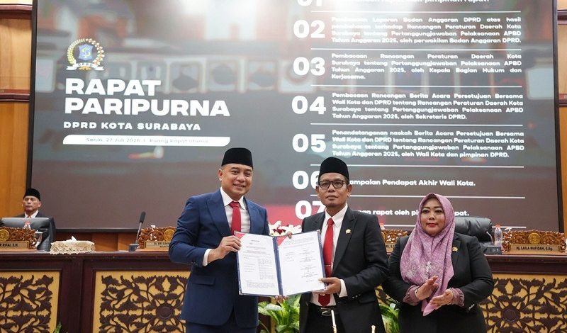 DPRD Surabaya Sahkan Raperda Pertanggungjawaban APBD 2025