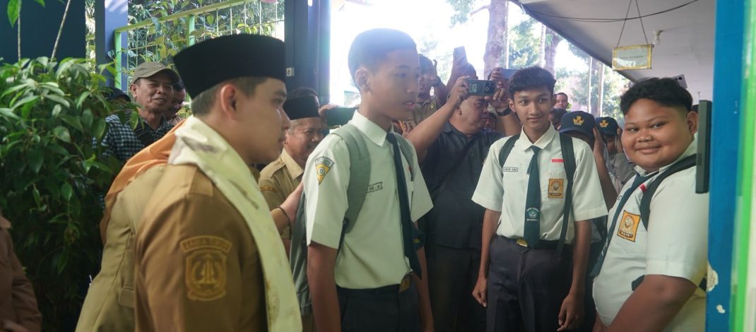 Tahun Ajaran Baru 2026, Bupati Mojokerto Resmikan “Absensi Digital Pelajar” di Bumi Majapahit