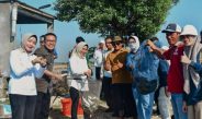 Panen Raya Bandeng Udang di Medokan Ayu Rungkut, DPRD Surabaya Minta Jalan Distribusi Segera Diperbaiki
