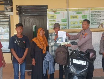 Polsek Kembangbahu Serahkan Sepeda Motor Temuan kepada Keluarga Pemilik