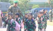 Peringati Hari Anak Nasional, Keceriaan Siswa TK Kartika IV-46 Mewarnai Makodim 0812/Lamongan