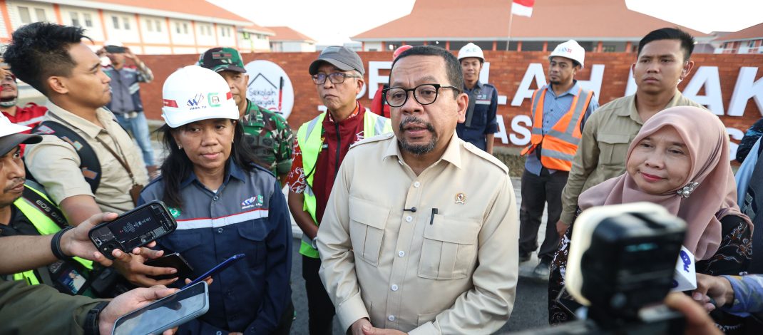 Tinjau Pembangunan Sekolah Rakyat di Surabaya, Kepala Bakom RI Puji Fasilitas Megah untuk Anak Kurang Mampu