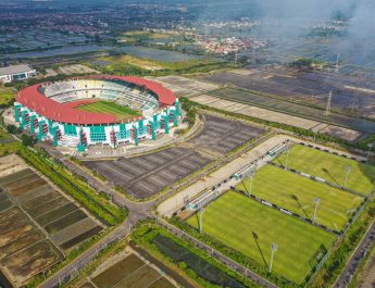 Surabaya Tuan Rumah Piala Presiden 2026, Stadion GBT dan Fasilitas Latihan Siap Digunakan