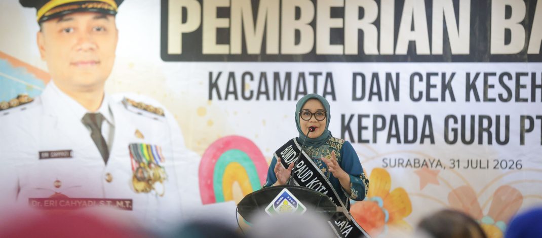 Pemkot Surabaya, Baznas, dan RSMM Jatim Bagikan Kacamata Gratis untuk 100 Guru PAUD