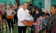 Pemkot Surabaya Beri Bantuan Pendidikan untuk 7.380 Pelajar, Siswa Swasta Terima Rp350 Ribu per Bulan