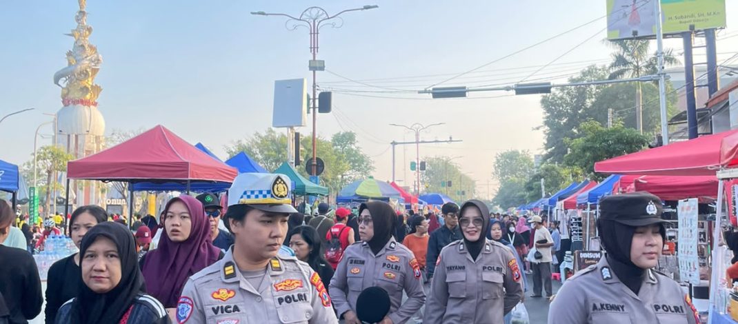 Polwan Polresta Sidoarjo Hadirkan Pengamanan Humanis di CFD