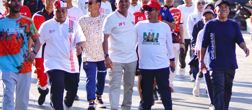 Semarakkan HUT RI Ke 81, Bupati Jeneponto Buka Jalan Sehat Bahagia Di Taman Turatea