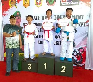 Dandim 0812/Lamongan Apresiasi Prestasi Gemilang Kontingen Karate di Ajang Piala Danrem 082/CPYJ Cup 2026