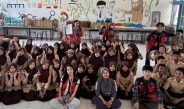 Tingkatkan Literasi Digital, Mahasiswa KKN-T Kampung Sejahtera Kemensos UNHAS Gelar Sosialisasi “Smart Kids Go Online” Pada UPT SMPN 2 BINAMU