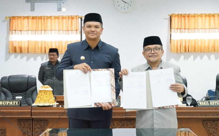 Gelar Rapat Paripurna, DPRD Bantaeng dan Pemkab Bantaeng Sepakati Perubahan KUA dan PPAS APBD 2026